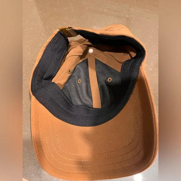 ALO Yoga baseball hat - Picture 2 of 3